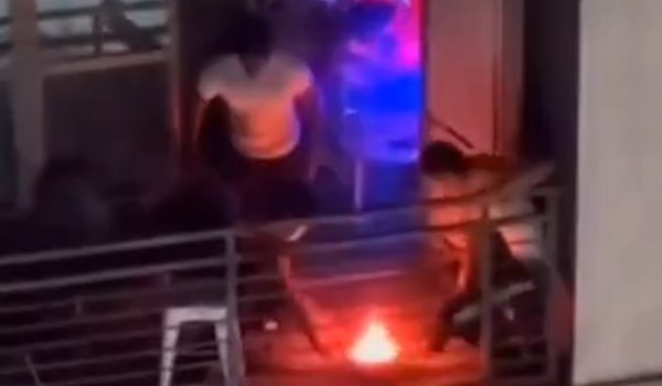 Тушить масло водой